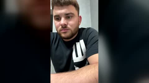 Snapshot of iurcupetru07 chatting on 12-15-25, 02:54 iurcupetru07 online show from 12-15-25, 02:54