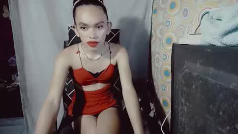Snapshot of ivan_petiteasian chatting on 01-09-26, 10:51 ivan online show from 01-09-26, 10:51