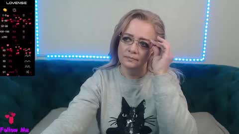 Snapshot of ivanacharm chatting on 03-09-25, 04:27 ivanacharm online show from 03-09-25, 04:27