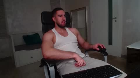 IvanHydee online show from 12-23-25, 05:49