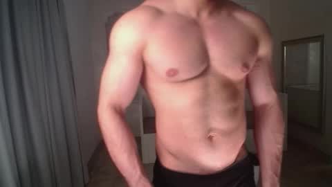 IvanHydee online show from 02-06-26, 05:56