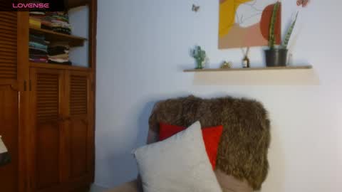 Snapshot of ivanna_dl chatting on 04-21-26, 01:07 Ivanna online show from 04-21-26, 01:07