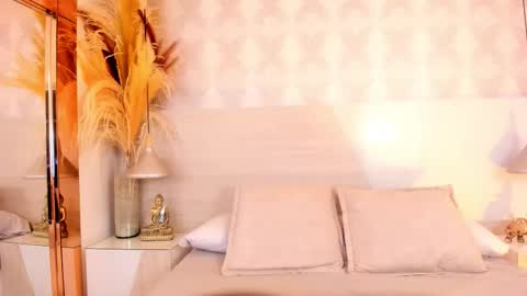 Snapshot of ivannaanggel chatting on 10-23-25, 12:37 Ivannaanggel online show from 10-23-25, 12:37