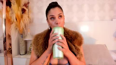 Snapshot of ivannaanggel chatting on 12-03-25, 01:31 Ivannaanggel online show from 12-03-25, 01:31