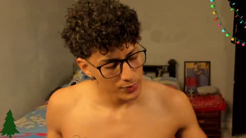 Snapshot of ivano_jones chatting on 12-20-24, 11:43 Ivano online show from 12-20-24, 11:43