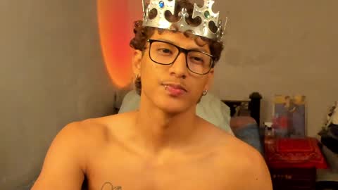 Snapshot of ivano_jones chatting on 01-11-25, 05:31 Ivano online show from 01-11-25, 05:31