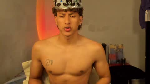 Snapshot of ivano_jones chatting on 01-15-25, 02:56 Ivano online show from 01-15-25, 02:56