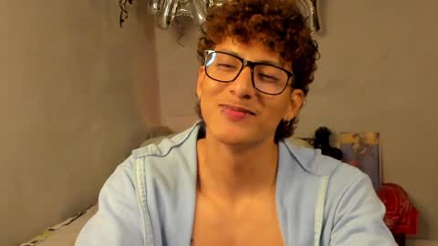 Snapshot of ivano_jones chatting on 01-24-25, 06:57 Ivano online show from 01-24-25, 06:57