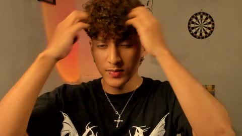 Snapshot of ivano_jones chatting on 01-27-25, 05:58 Ivano online show from 01-27-25, 05:58