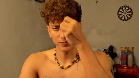 Snapshot of ivano_jones chatting on 01-31-25, 09:16 Ivano online show from 01-31-25, 09:16