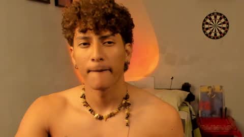 Snapshot of ivano_jones chatting on 02-05-25, 06:46 Ivano online show from 02-05-25, 06:46