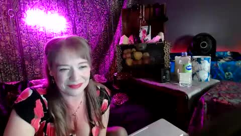 Snapshot of ivebeenabadgirldaddy chatting on 10-05-25, 07:28 The Master and his Muse online show from 10-05-25, 07:28