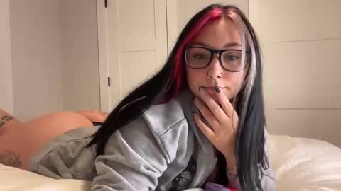 ivey jade online show from 09-12-25, 02:44