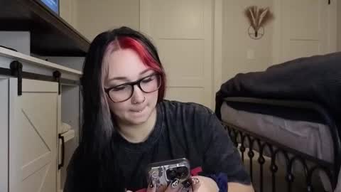 ivey jade online show from 10-21-25, 04:57