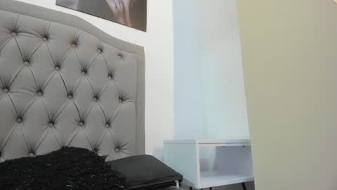 Snapshot of ivo_beischel chatting on 09-12-25, 11:21 Ivo Beischel online show from 09-12-25, 11:21