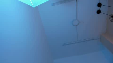 Snapshot of ivo_beischel chatting on 09-19-25, 11:33 Ivo Beischel online show from 09-19-25, 11:33