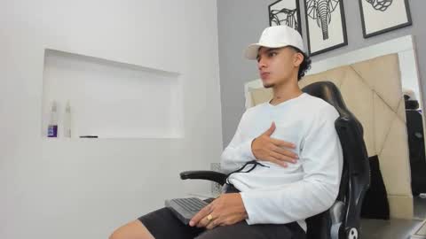 Snapshot of ivo_beischel chatting on 10-10-25, 04:55 Ivo Beischel online show from 10-10-25, 04:55