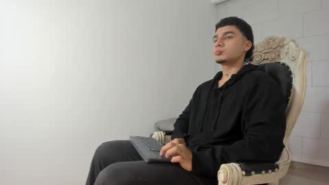 Snapshot of ivo_beischel chatting on 10-12-25, 05:28 Ivo Beischel online show from 10-12-25, 05:28