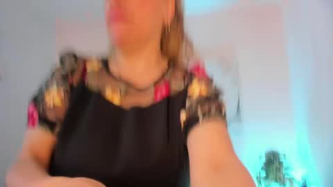 Snapshot of ivonne_4 chatting on 04-30-26, 12:55 Ivonne online show from 04-30-26, 12:55