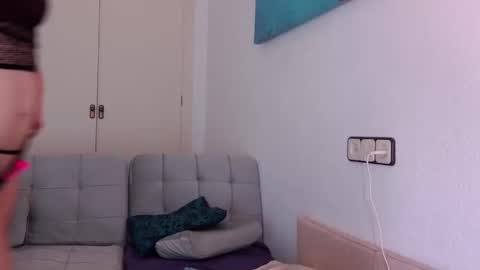 Ivonne online show from 01-28-25, 12:32