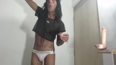 ivonneth online show from 02-01-26, 05:39