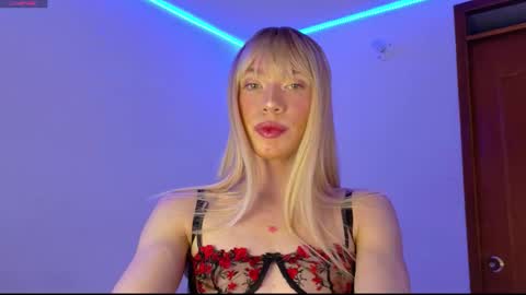 Snapshot of ivonnybonita_ chatting on 01-10-26, 12:12 Ivonny online show from 01-10-26, 12:12