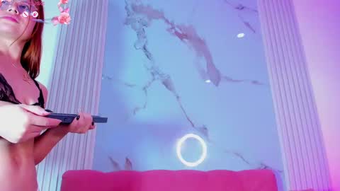 ivonymiller online show from 10-05-25, 02:21