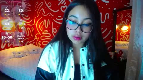 Snapshot of ivorybaby2 chatting on 12-20-25, 11:17 ivorybaby2 online show from 12-20-25, 11:17