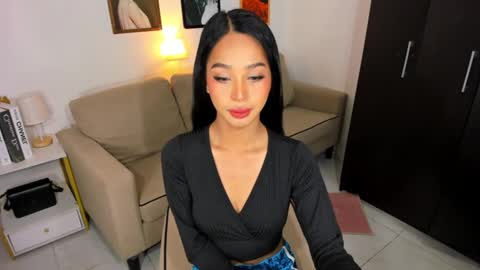 kirstenelsie online show from 01-16-25, 03:23