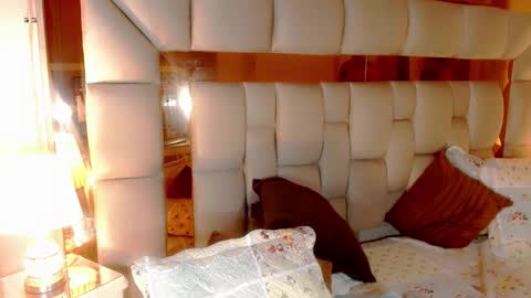 Snapshot of ivvysoul chatting on 12-13-25, 07:53 ivvysoul online show from 12-13-25, 07:53