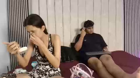 ivy_and_joseph online show from 09-17-25, 08:54