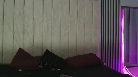 ivy_and_joseph online show from 10-05-25, 08:23