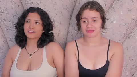 Ivy and Molly online show from 09-11-25, 08:42