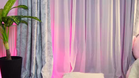 Snapshot of ivy_myaa chatting on 06-02-26, 10:23 Ivy Myaa online show from 06-02-26, 10:23