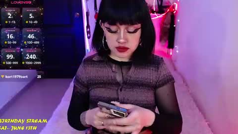Snapshot of ivy_rosse chatting on 06-09-26, 03:23 You can find more of me here online show from 06-09-26, 03:23