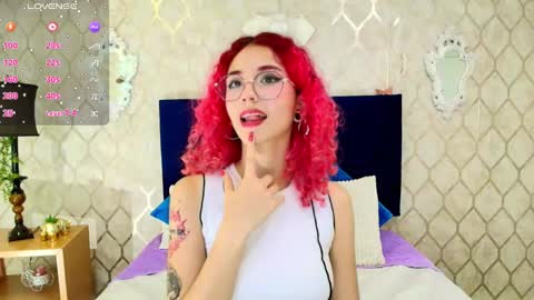 Snapshot of ivy_star1 chatting on 02-01-25, 09:21 Ivy online show from 02-01-25, 09:21