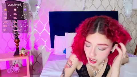 Snapshot of ivy_star1 chatting on 02-21-25, 01:11 Ivy online show from 02-21-25, 01:11