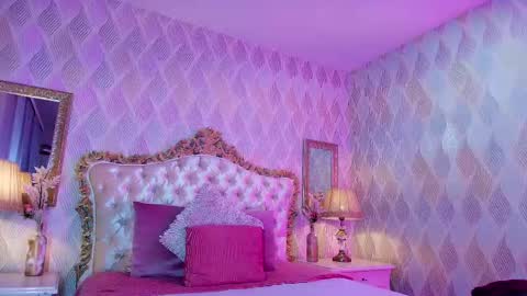 Snapshot of ivy_star1 chatting on 03-11-25, 12:39 Ivy online show from 03-11-25, 12:39