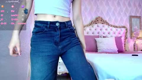 Snapshot of ivy_star1 chatting on 09-22-25, 02:19 Ivy online show from 09-22-25, 02:19