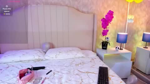 Ivy  online show from 11-26-25, 08:10