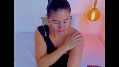 Ivy  online show from 01-06-26, 12:09