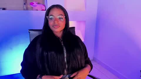 Snapshot of ivybliss8 chatting on 01-28-25, 11:49 i v y  b l i s s online show from 01-28-25, 11:49