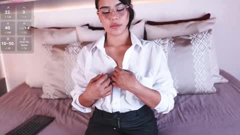 ivyellis online show from 02-21-26, 11:44