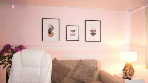 Ivy Grabes online show from 04-18-26, 07:07