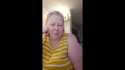 ivyjane3522 online show from 04-04-26, 05:43