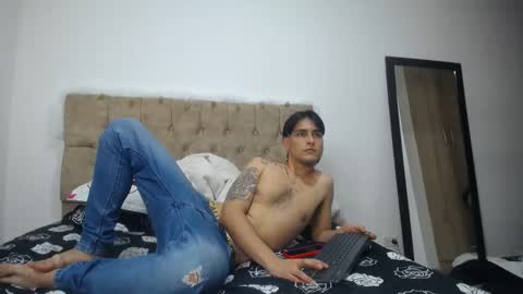ivyjohns online show from 12-08-24, 03:32