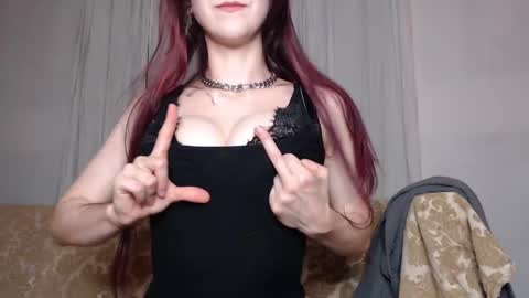 Ivy Rosie online show from 10-02-25, 01:56