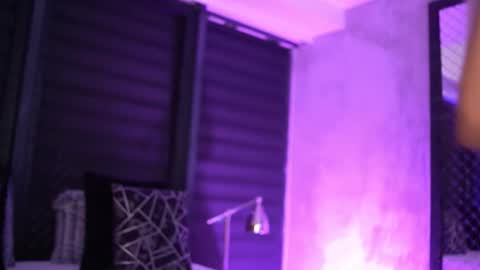 IvyRowa online show from 09-28-25, 06:02