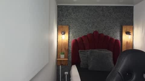 Snapshot of ivyrush09 chatting on 10-26-25, 02:50 ivyrush09 online show from 10-26-25, 02:50