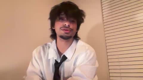 Snapshot of iwannabeagarden chatting on 10-28-25, 02:26 N online show from 10-28-25, 02:26